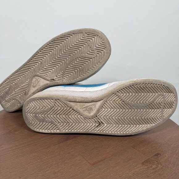 Rare Nike Tennis Sneakers - Picture 9 of 9